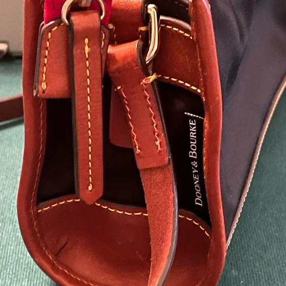 Dooney & Bourke leather Crossbody - Picture 4 of 5